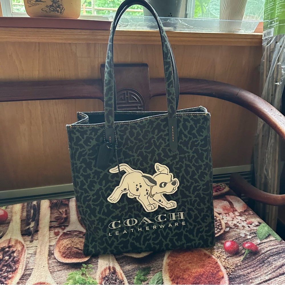 Coach x Disney 101 Dalmatians Canvas tote 69177